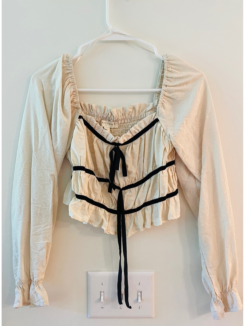 Thirty Thirty Cream Long Sleeve Crop Top with Black Trim, Size M